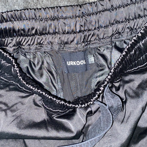 Snap nylon pants - Picture 2 of 2